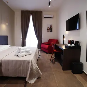 Bed and breakfast Sciuscia Beb Spaccanapoli, Nápoles
